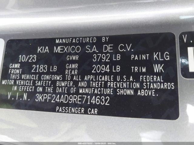 Kia Forte Lxs Image 14