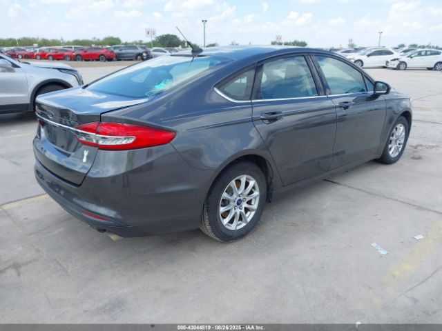 Ford Fusion S Image 7