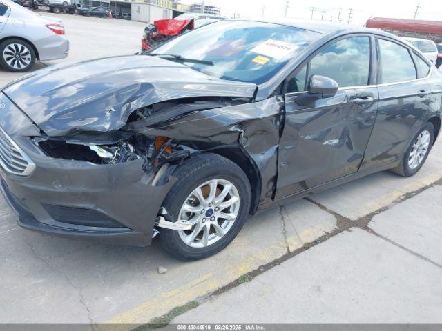 Ford Fusion S Image 15