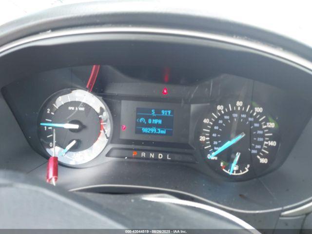 Ford Fusion S Image 16