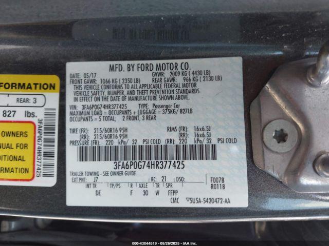 Ford Fusion S Image 10