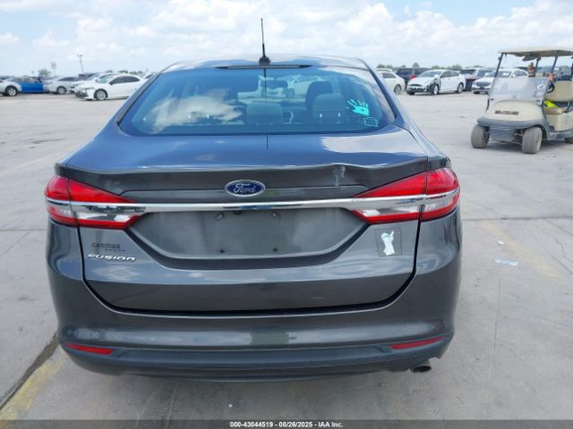 Ford Fusion S Image 9