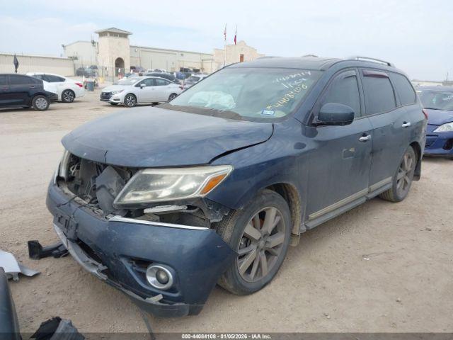 Nissan Pathfinder Platinum Image 15