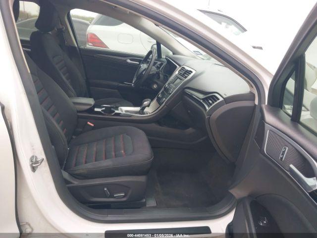 Ford Fusion Se Image 9