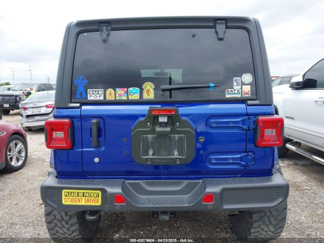 Jeep Wrangler Sahara 4x4 Image 12