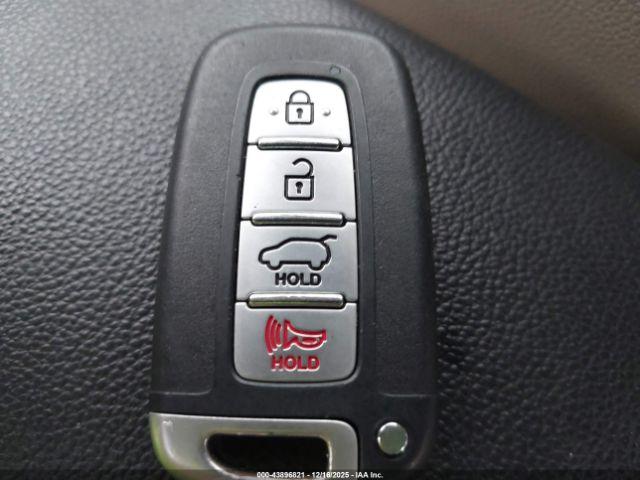 Hyundai ELANTRA Image 7