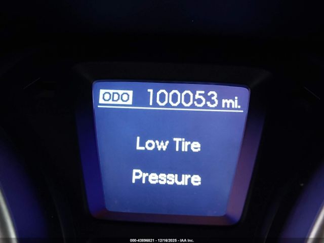 Hyundai ELANTRA Image 9