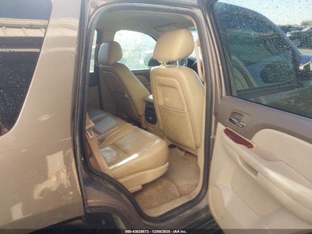 GMC Yukon Slt Image 6