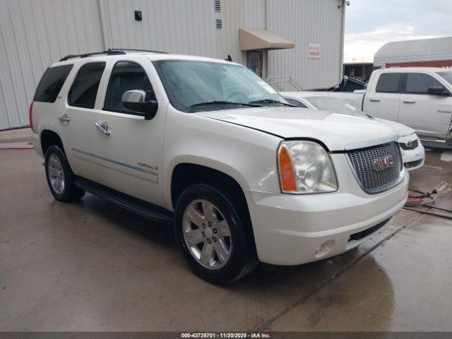  Salvage GMC Yukon
