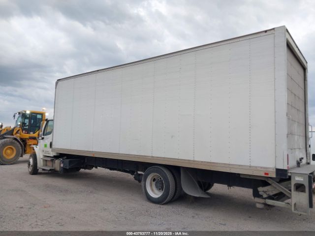 Freightliner M2 106 Image 9