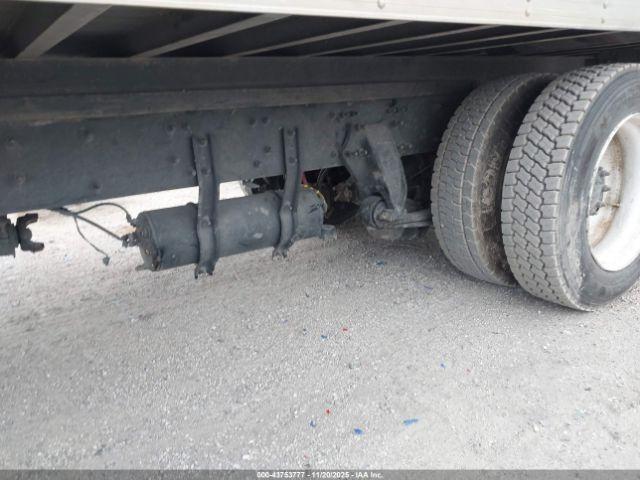 Freightliner M2 106 Image 10