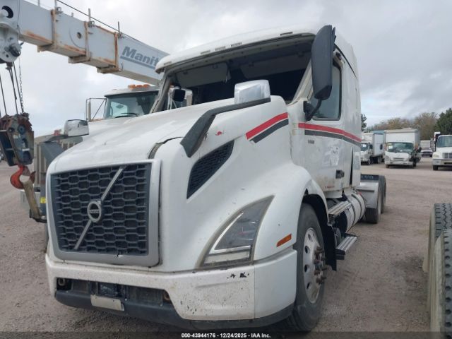 Volvo Vnr Image 1