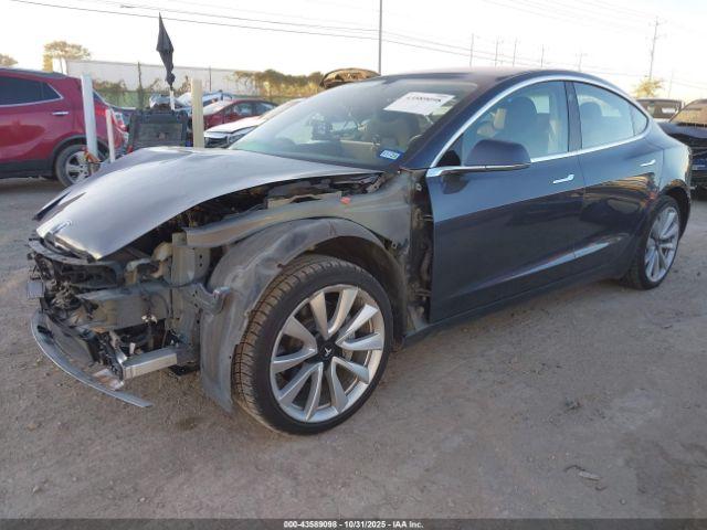 Tesla Model 3 Image 2