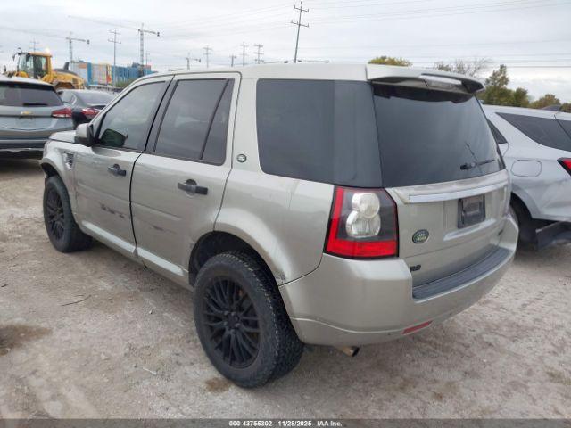 Land Rover LR2 Image 3