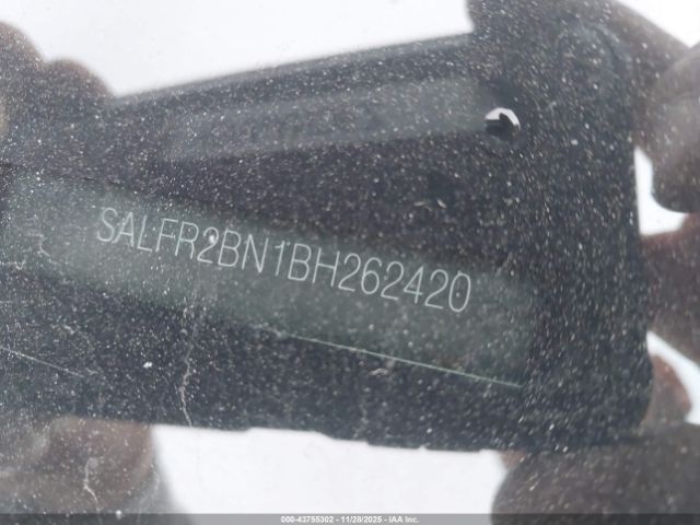 Land Rover LR2 Image 4