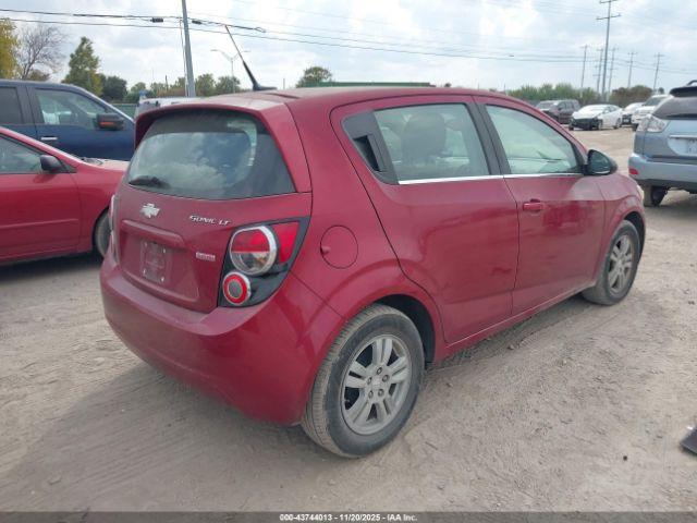 Chevrolet Sonic Lt Manual Image 3