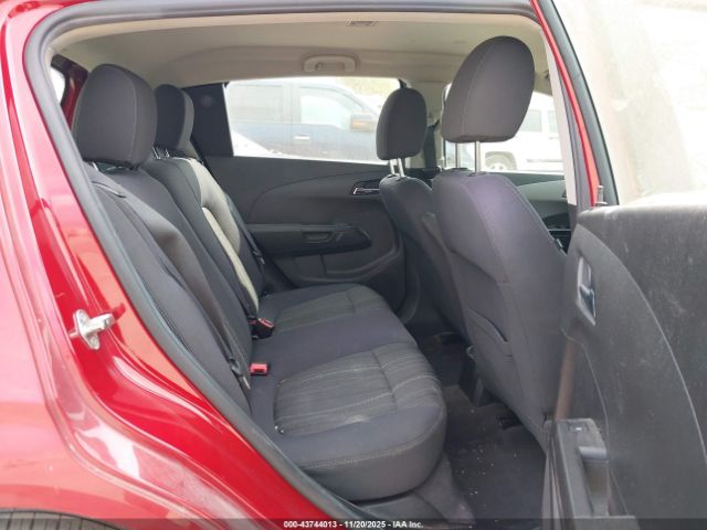 Chevrolet Sonic Lt Manual Image 7
