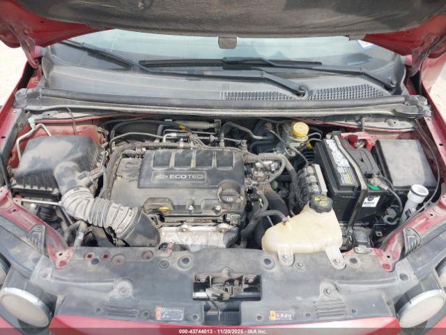 Chevrolet Sonic Lt Manual Image 10