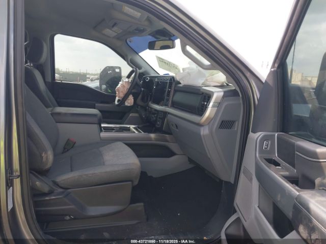 Ford F-250 Xlt Image 14