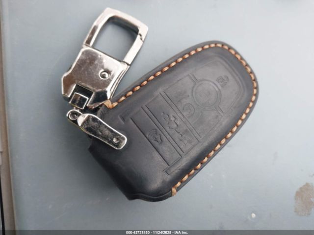 Ford F-250 Xlt Image 3