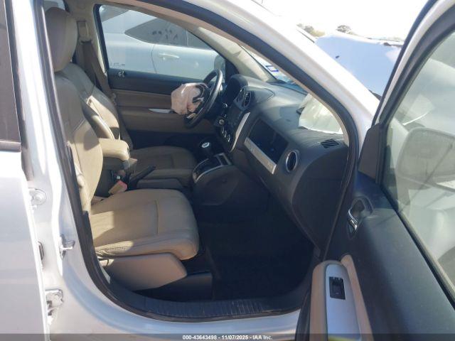 Jeep Compass High Altitude Fwd Image 8