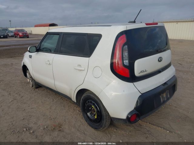 Kia Soul + Image 15