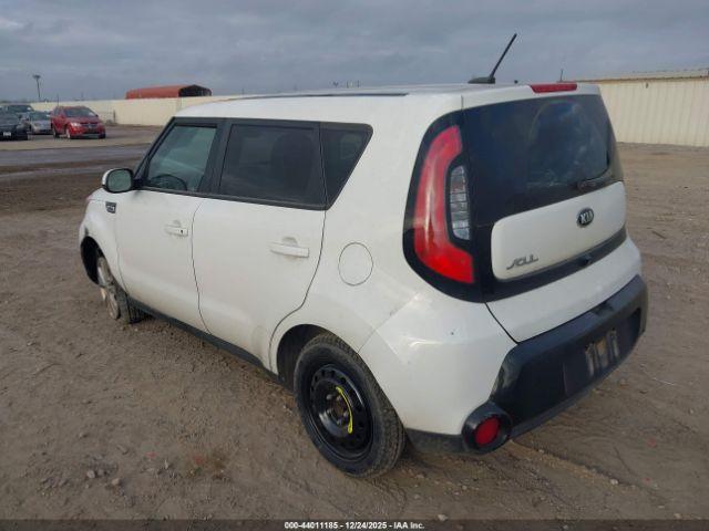 Kia Soul + Image 15