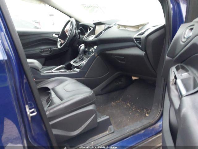 Ford Escape Titanium Image 5