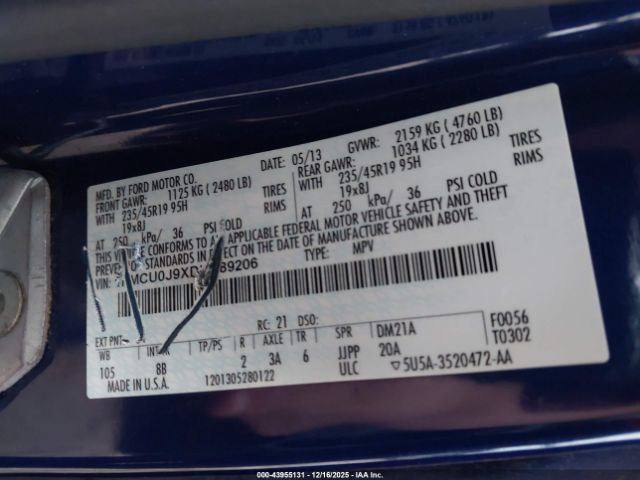 Ford Escape Titanium Image 3