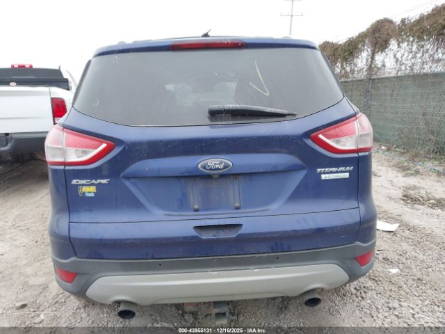 Ford Escape Titanium Image 6