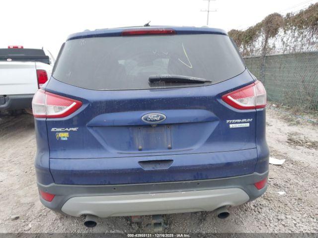 Ford Escape Titanium Image 6