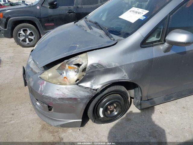 Honda Fit Sport Image 4