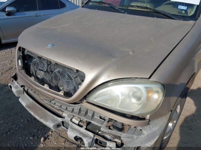 Mercedes-Benz M-Class Image 7