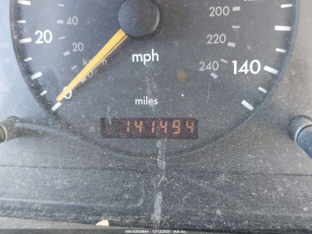 Mercedes-Benz M-Class Image 9