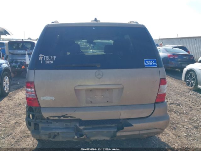 Mercedes-Benz M-Class Image 15