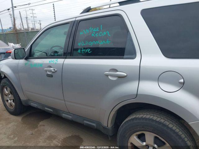 Ford Escape Limited Image 15