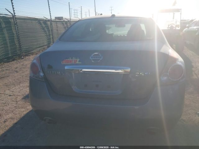 Nissan Altima 2.5 S Image 17