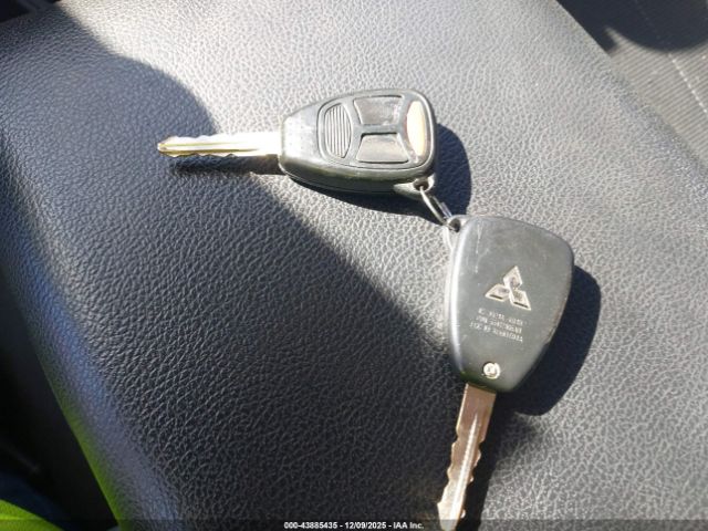 Mitsubishi Raider Ls Image 9