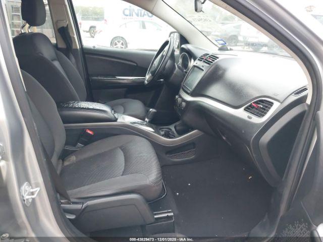 Dodge Journey Sxt Image 4