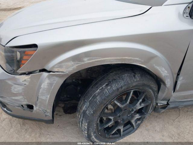 Dodge Journey Sxt Image 2