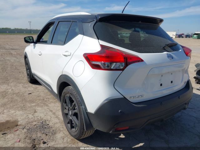 Nissan Kicks Sr Xtronic Cvt Image 2