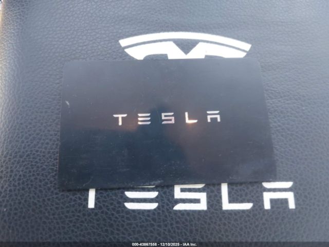 Tesla Model Y Long Range Dual Motor All-wheel Drive Image 3