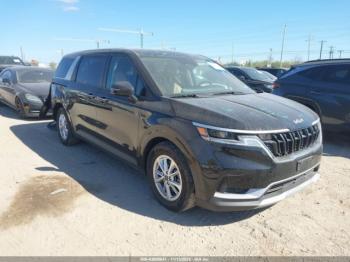  Salvage Kia Carnival