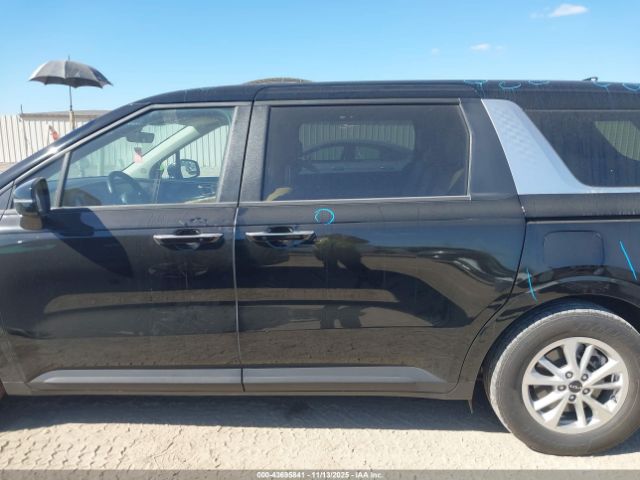 Kia Carnival Lx Seat Package Image 16