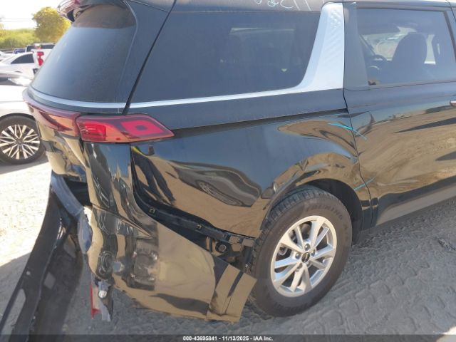 Kia Carnival Lx Seat Package Image 18