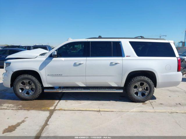 Chevrolet Suburban Lt Image 10