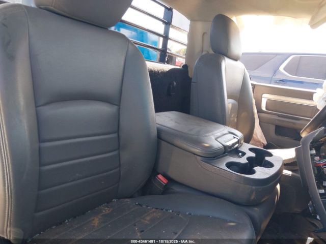 Ram 3500 Tradesman Image 5