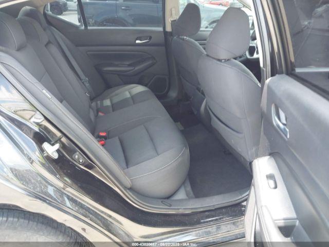 Nissan Altima S Fwd Image 12