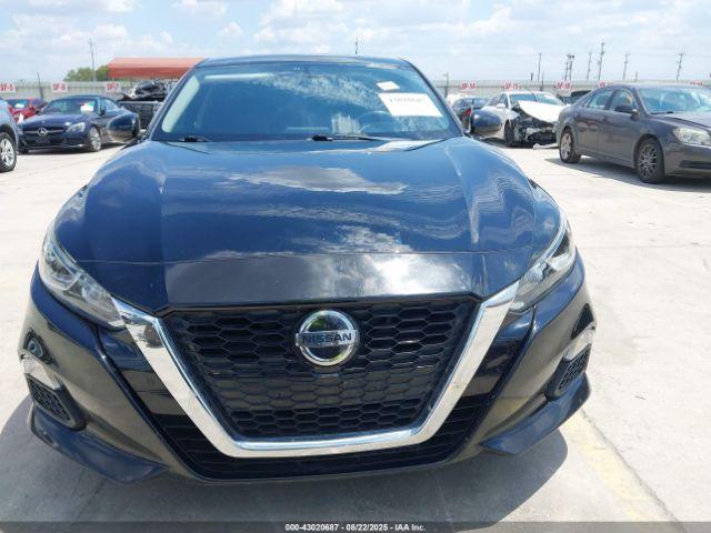 Nissan Altima S Fwd Image 10