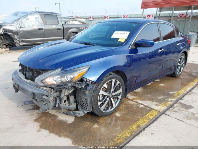 Nissan Altima 2.5 Sr Image 3